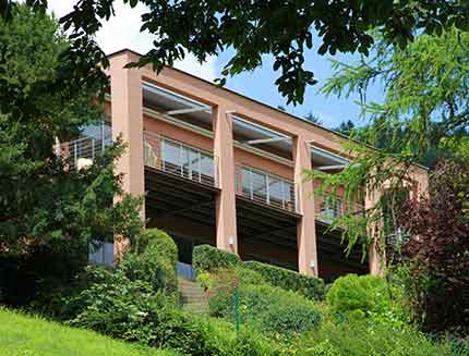 Zebau - Kernsanierung einer Villa am Attersee