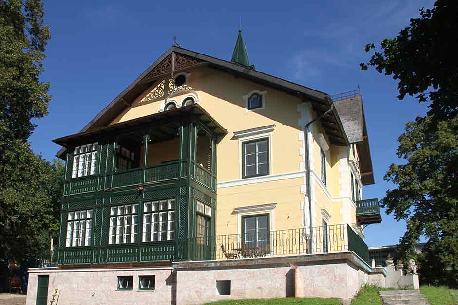 Zebau - Generalsanierung einer Villa am Traunsee