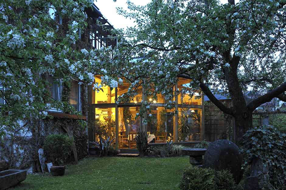 Zebau - Wintergarten-Zubau mit Sichtdachstuhl